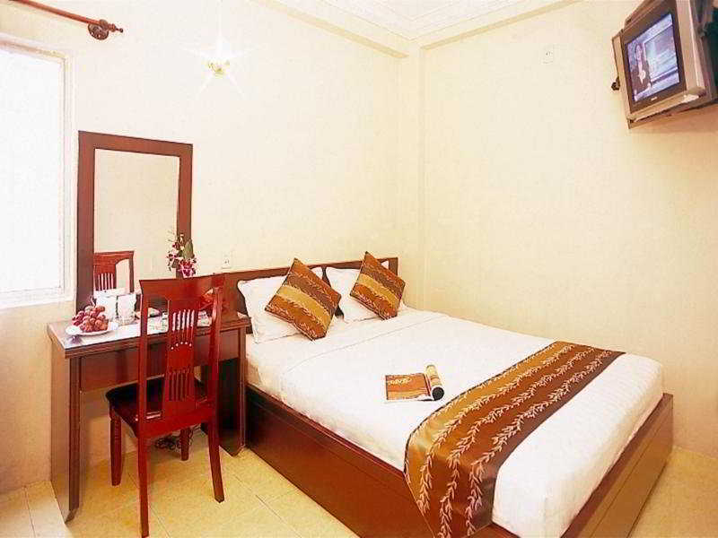 Hanz 82 Sen Hotel Хошимин Екстериор снимка
